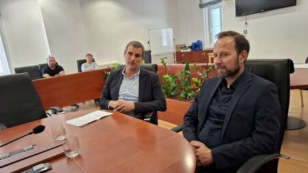 Župan dr. Gregor Kovačič je sprejel najuspešnejše učence Glasbene šole Ilirska Bistrica  (6)